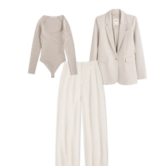 ABERCROMBIE Long sleeved sweetheart sweater bodysuit small light brown NWOT - Picture 8 of 8